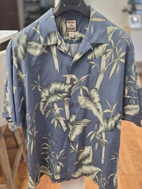 Tommy Bahama Men's VTG 1980s Blue and Green Tropical Print Camp Shirt (L)